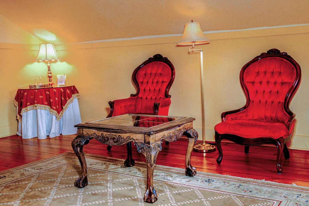 Historic Wilson-Guy House Bed and Breakfast Niagara-on-the-Lake Eksteriør billede