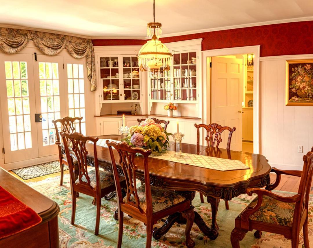 Historic Wilson-Guy House Bed and Breakfast Niagara-on-the-Lake Eksteriør billede