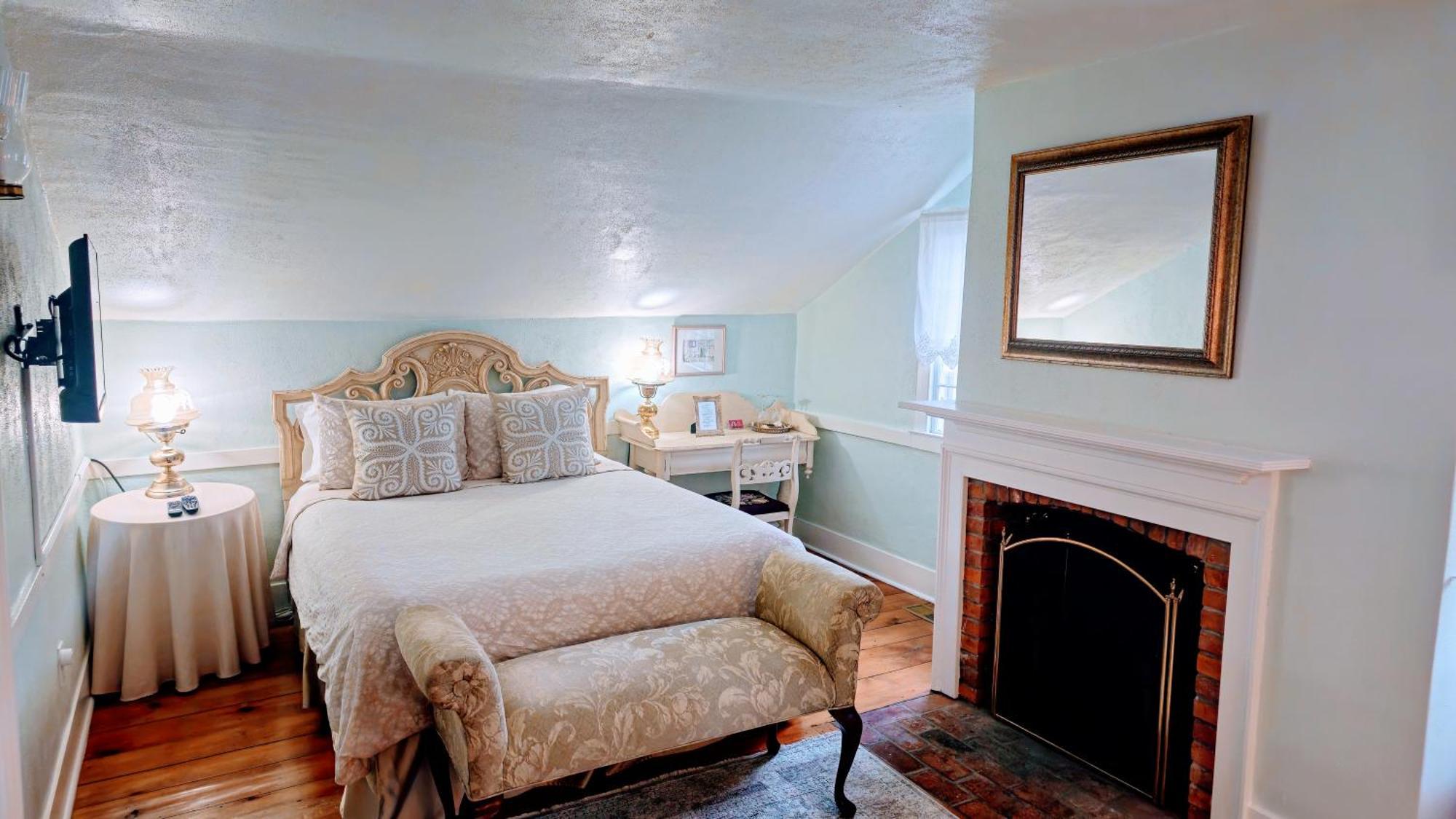 Historic Wilson-Guy House Bed and Breakfast Niagara-on-the-Lake Eksteriør billede