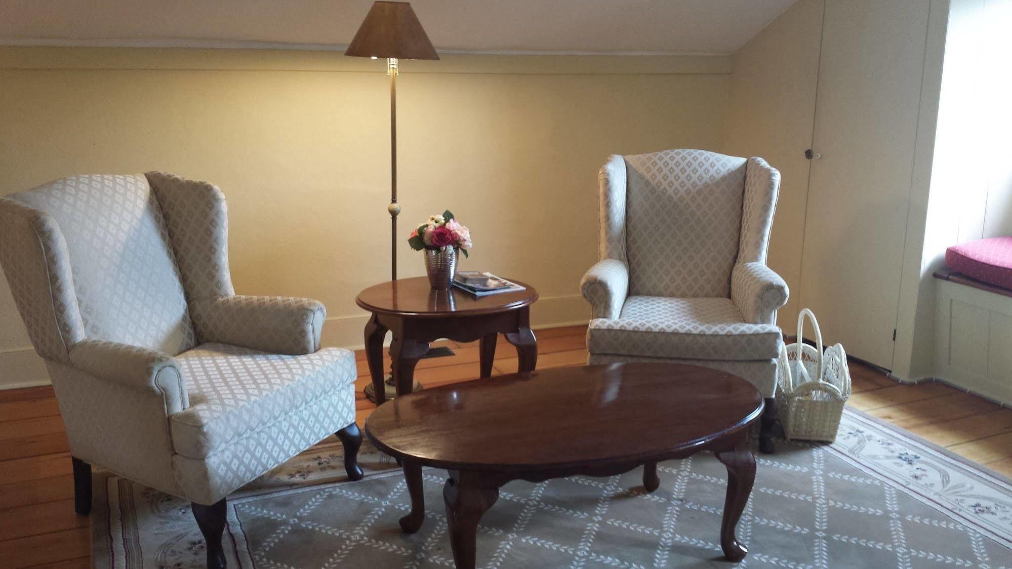 Historic Wilson-Guy House Bed and Breakfast Niagara-on-the-Lake Eksteriør billede