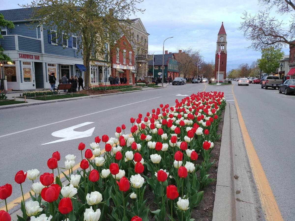 Historic Wilson-Guy House Bed and Breakfast Niagara-on-the-Lake Eksteriør billede